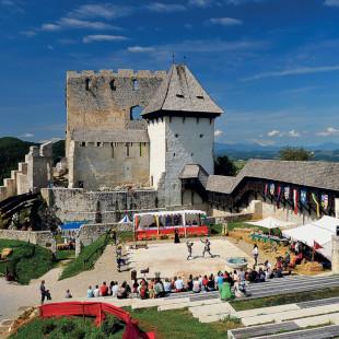 Ogled povečano sliko Celjski grad